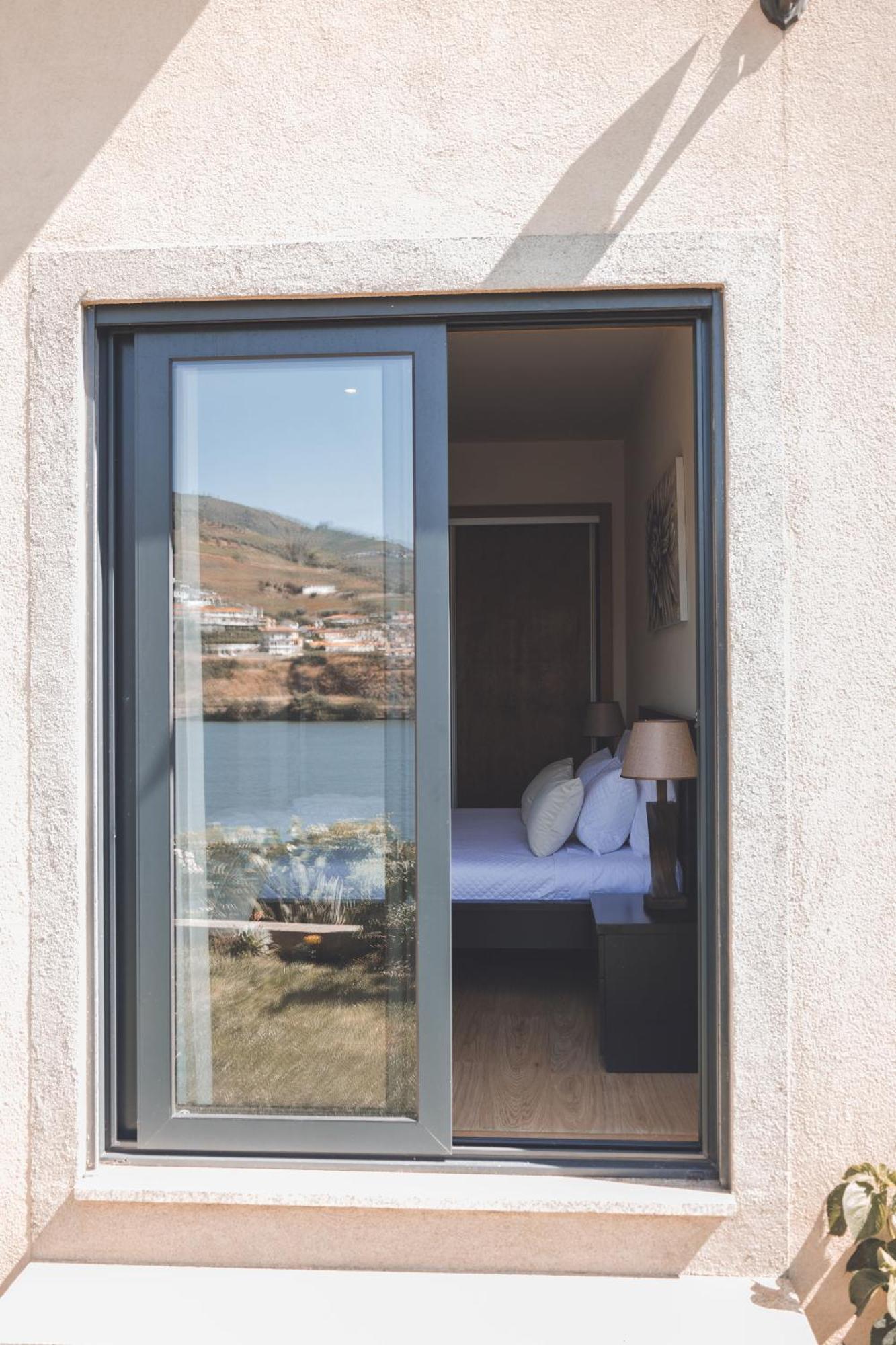 Holiday home Vivenda A Beira Rio Armamar